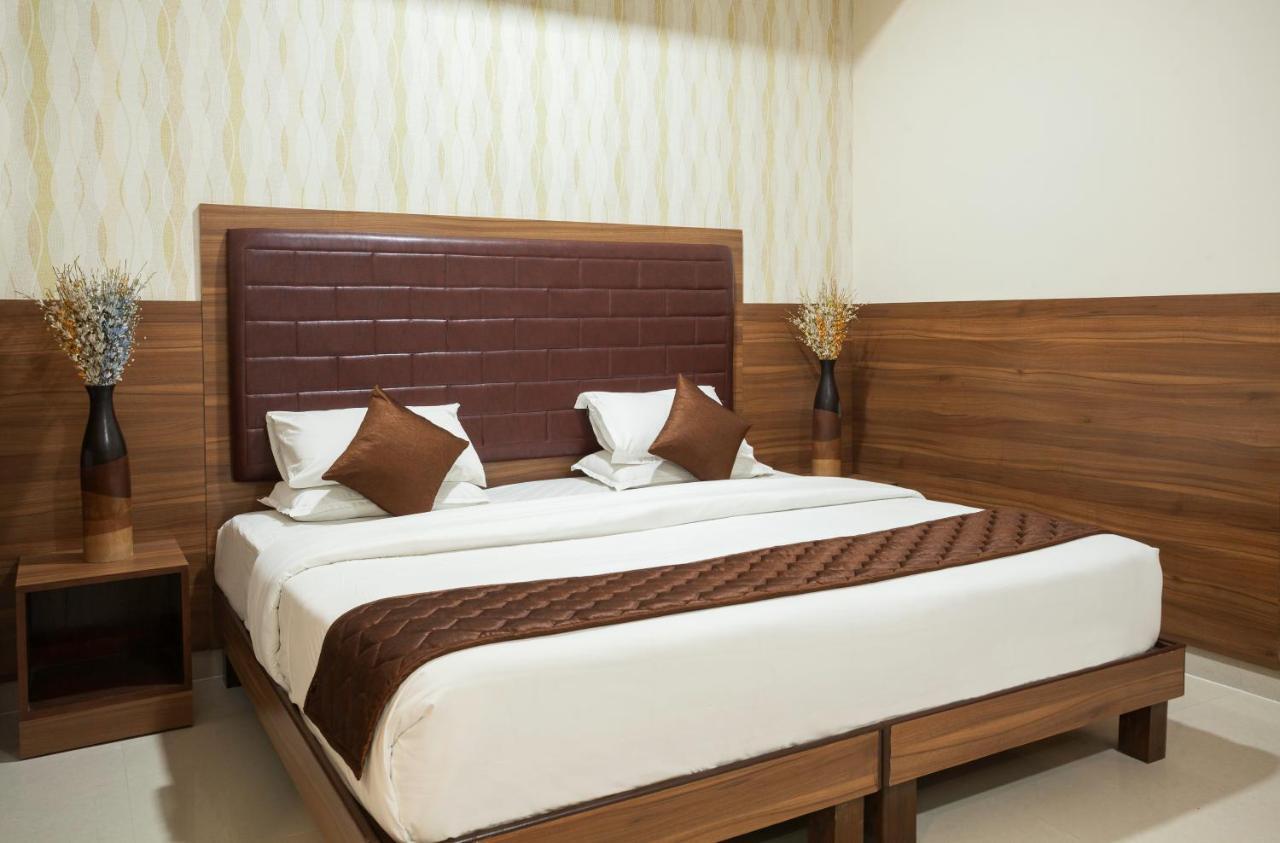 Ananyas Nest Hotel Coimbatore Exterior photo