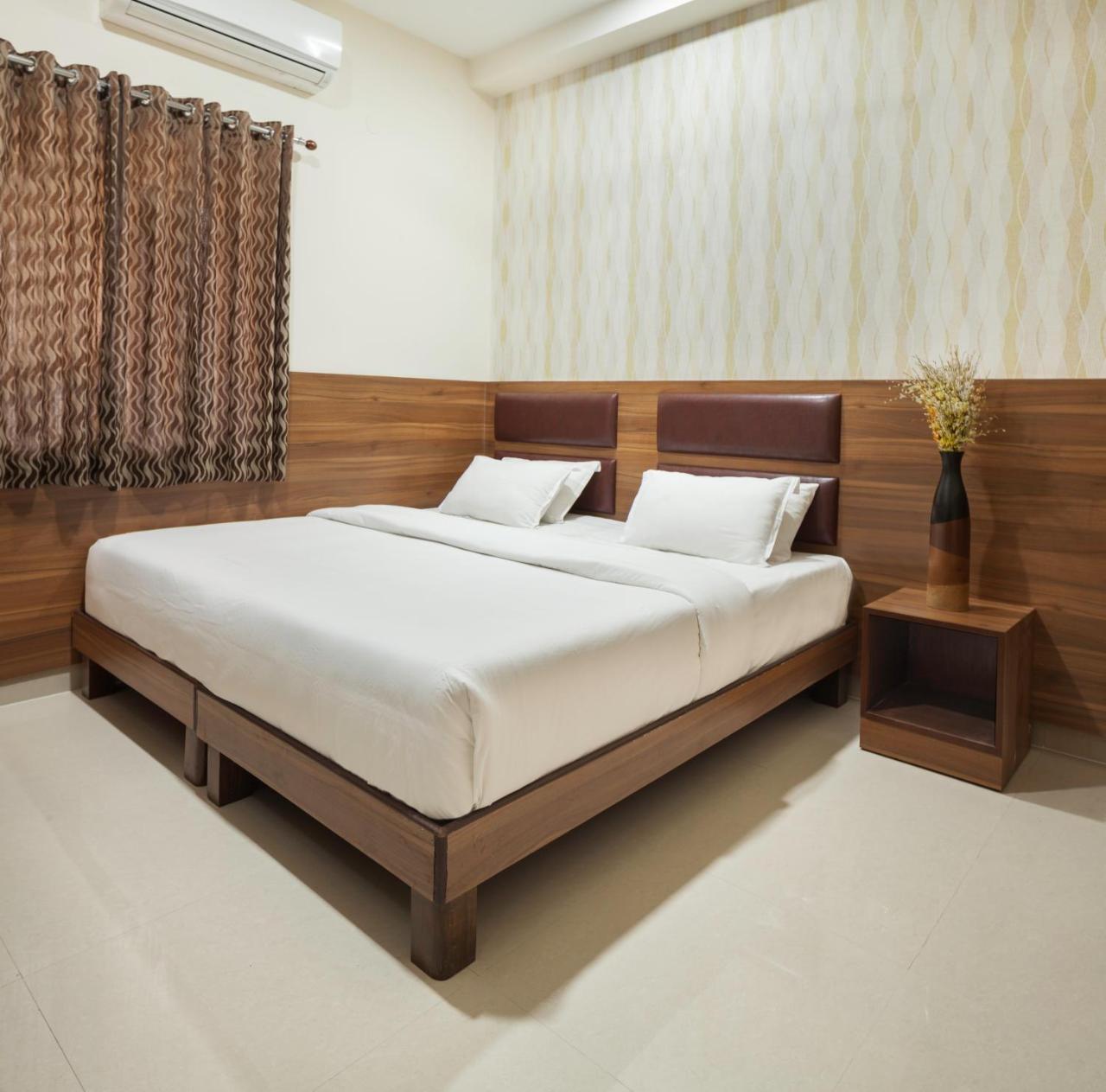 Ananyas Nest Hotel Coimbatore Exterior photo