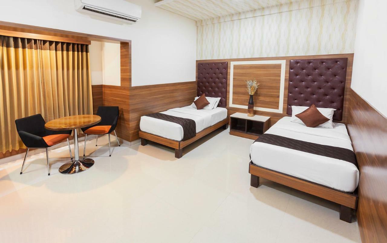 Ananyas Nest Hotel Coimbatore Exterior photo